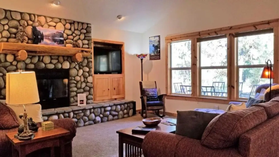 3 Bedrooms Cottage