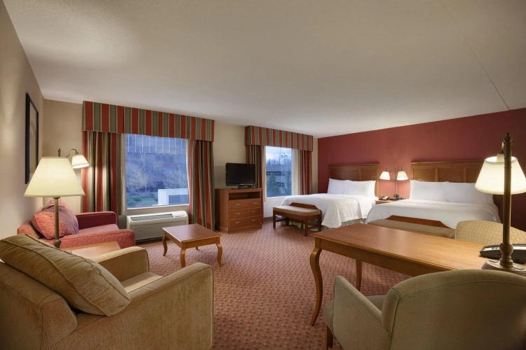 Quadruple Suite