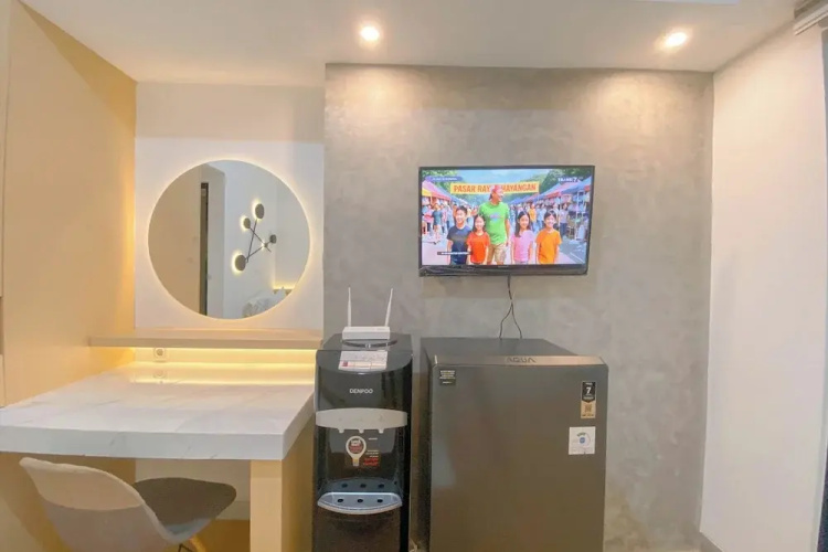 Warm Minimalist Studio Apartment The Alton