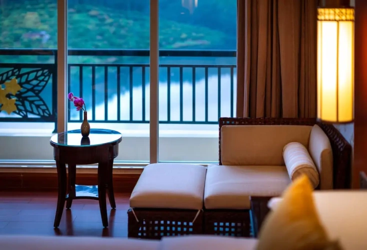 Deluxe Double room with balcony and with lake view