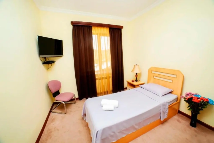 Standard Double room with view