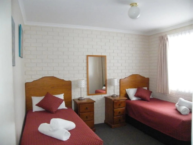 Capri Apartments