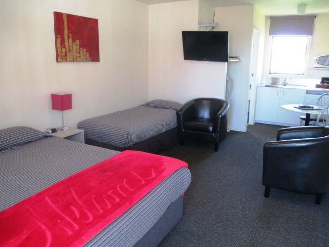 Albatross Motel