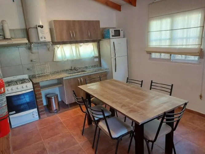 2 Bedrooms Cottage