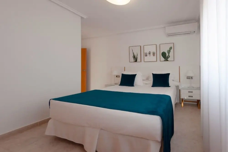3 Bedrooms Villa