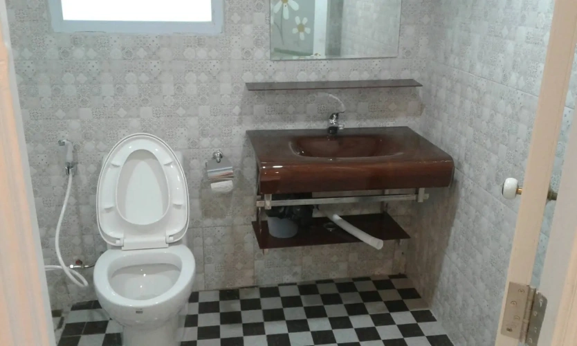 Standard Quadruple Family room