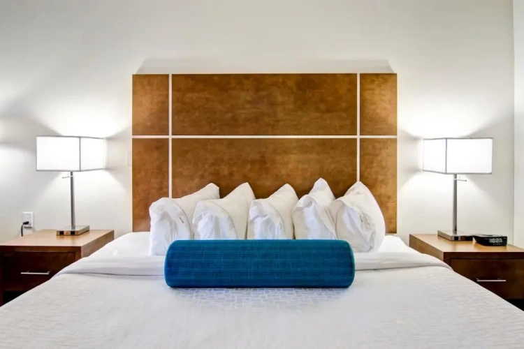 Deluxe Double Suite