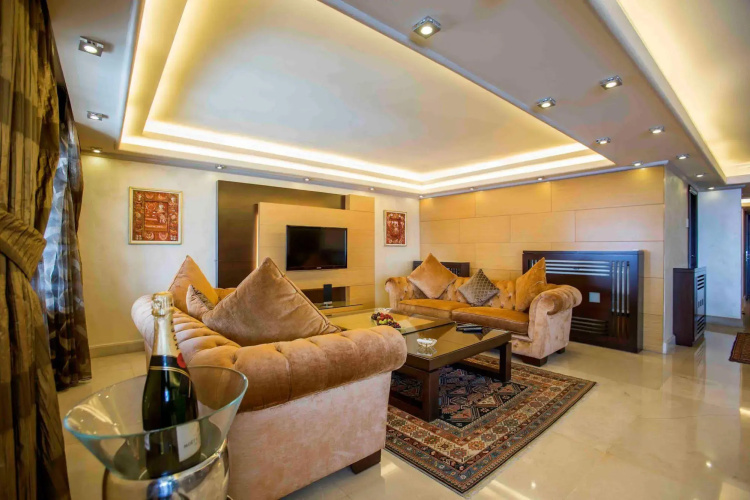 Lahoya Suites
