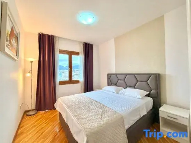 Panoramic Sea View 2BDR Apartment