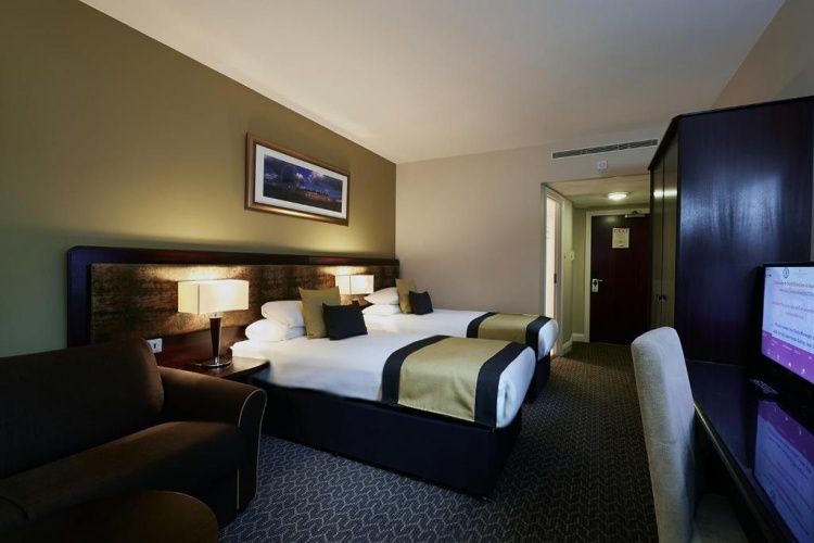 Superior Twin room