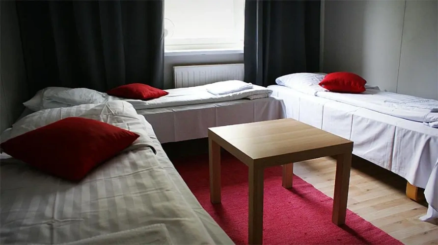 Standard Triple room