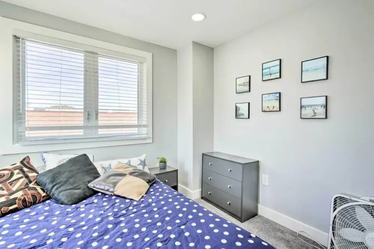 Long Branch Getaway: Grill, 1 Block to Beach!