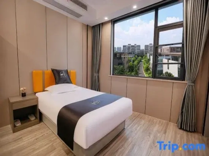 Triple Suite