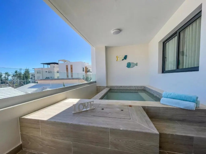 Oceans Views apartment with private jacuzzi, BGSB3