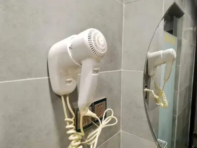 Danyang 6 Plus 1 Express Chain Hotel