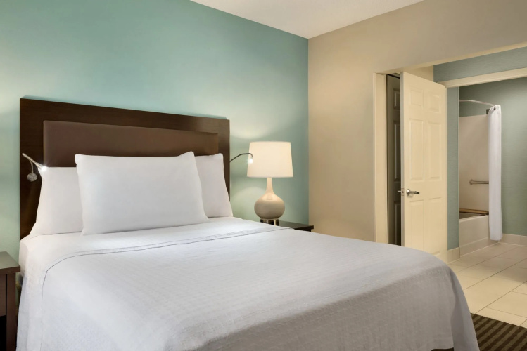 MainStay Suites