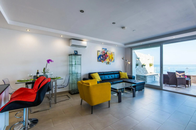 Seashore Bungalow Stunning