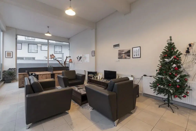 Axis Homes Suit