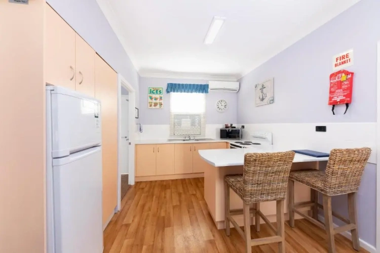 3 Bedrooms Cottage