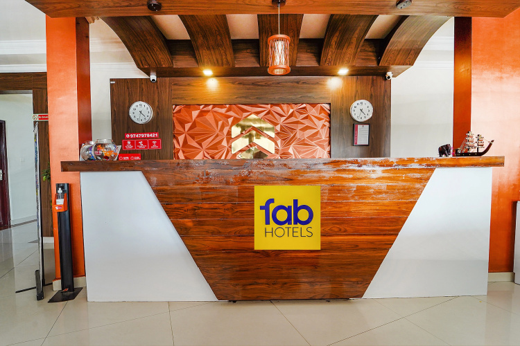 Fabhotel Central Inn Residency