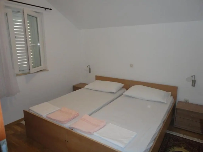 2 Bedrooms Apartment with balcony and with sea view