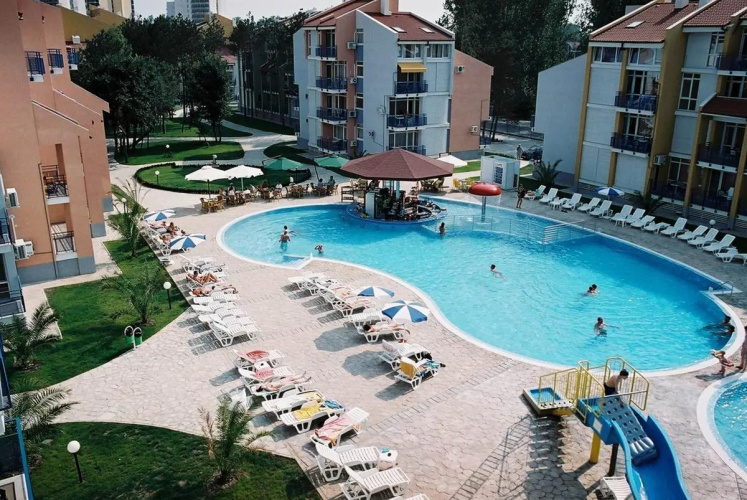 Elite I Apartments