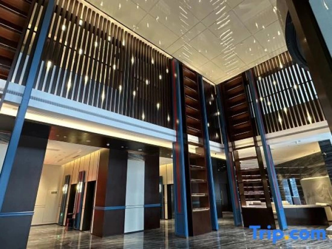 To Li Chun Feng Hotel