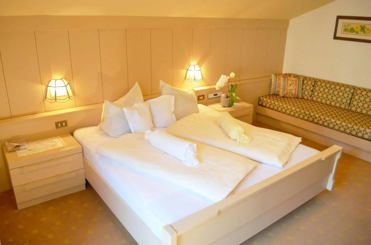 Hotel Karin