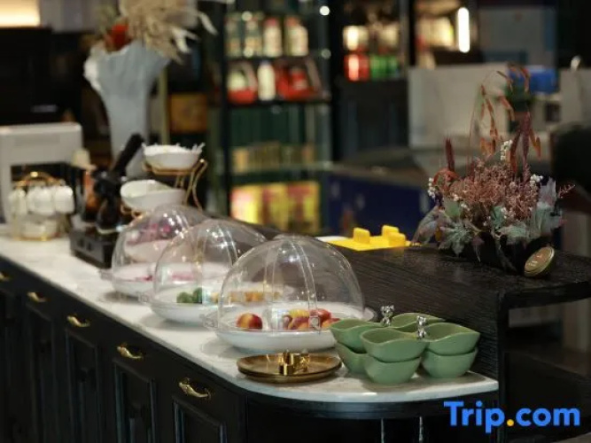 Rezen Hotel