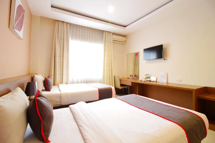 Standard Twin room