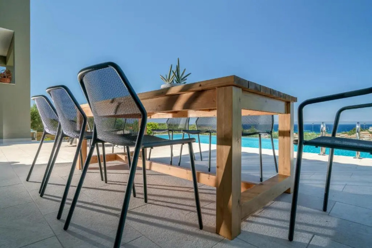 Akemi Luxury Villa