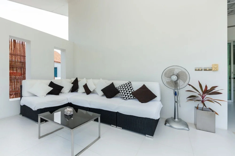4 Bedroom Modern Pool Villa
