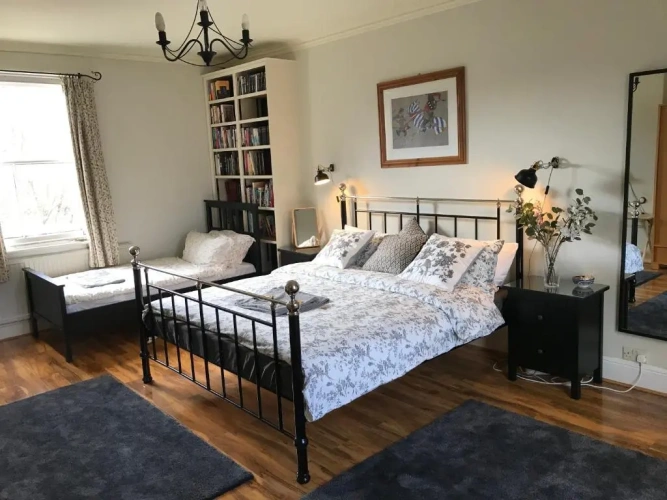 Triple room