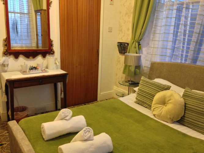 Wentworth House Hotel