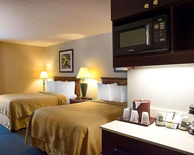 Quality inn & Suites Cincinnati I-275