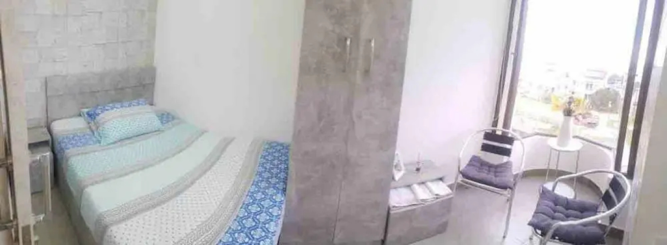 2 Bed Flat - Sleeps 6 - Pets - Pool - Parking