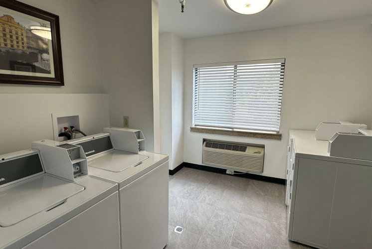 La Quinta Inn and Suites by Wyndham Cincinnati North