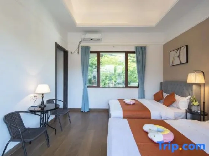 5 Bedrooms Deluxe Villa