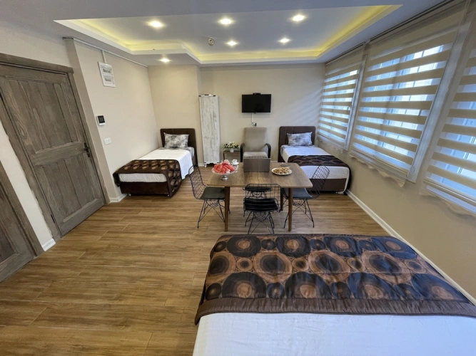 Economy Triple room