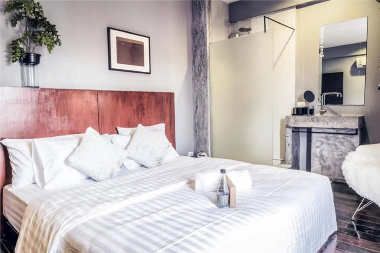 The Urban Room