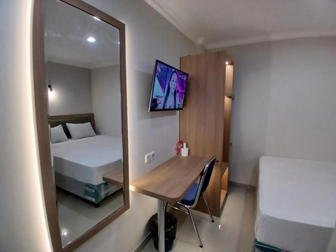 Ethan Hotel