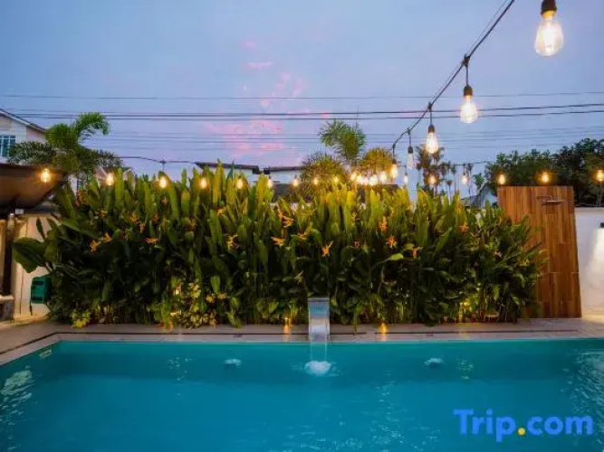 Ipoh Tiga Pool Villa by Papahost