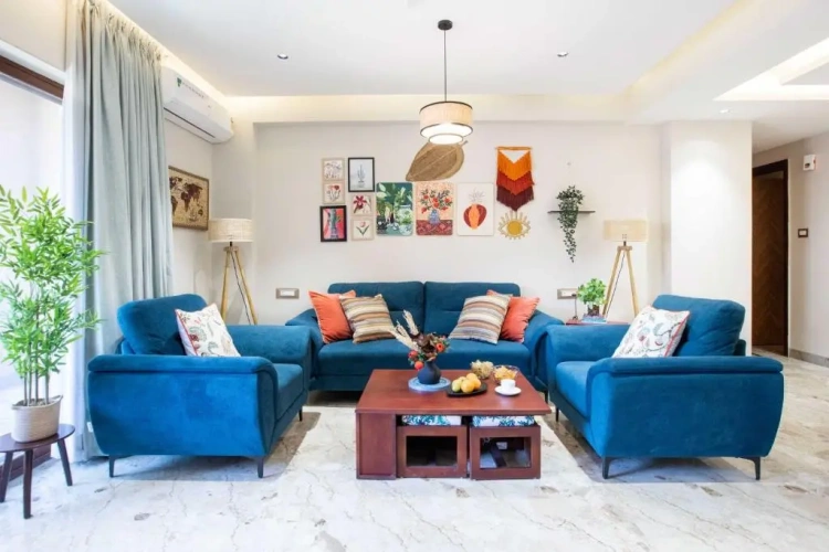 2 Bedrooms Apartment