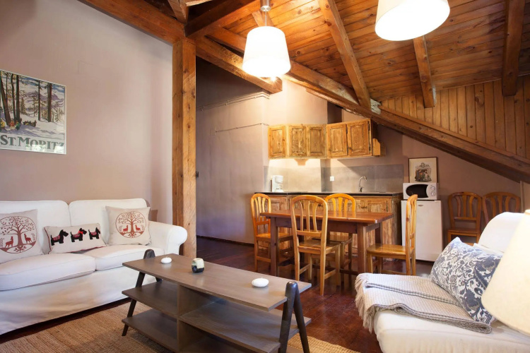 Tarter Mountain Suites