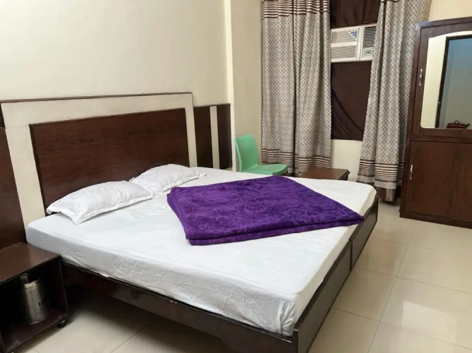 Goroomgo Blessing Inn Jalandhar