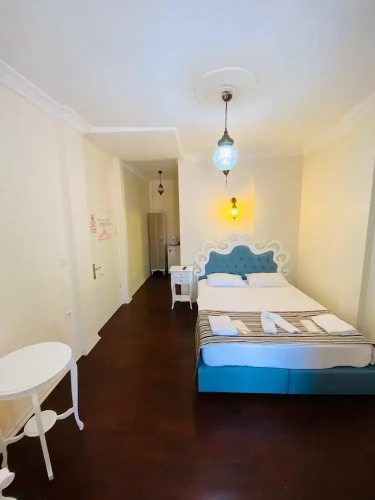 Maya Hotel Studio C