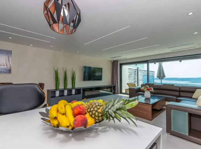 Lorena Stylish Sea View Villa