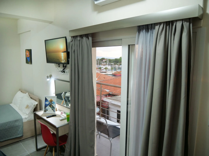 Sunshine Apartments