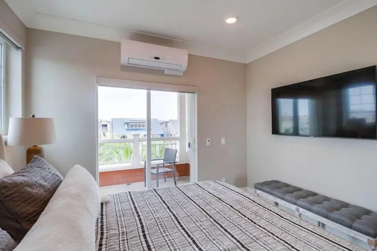 Santa Barbara Loft