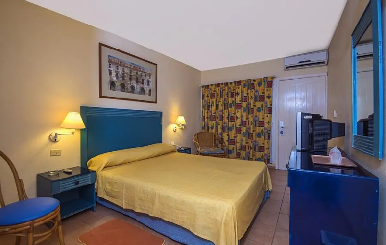 Villa Tropico